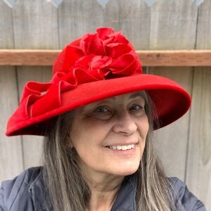 Louise Green Red Wide Brim Hat with Floral
